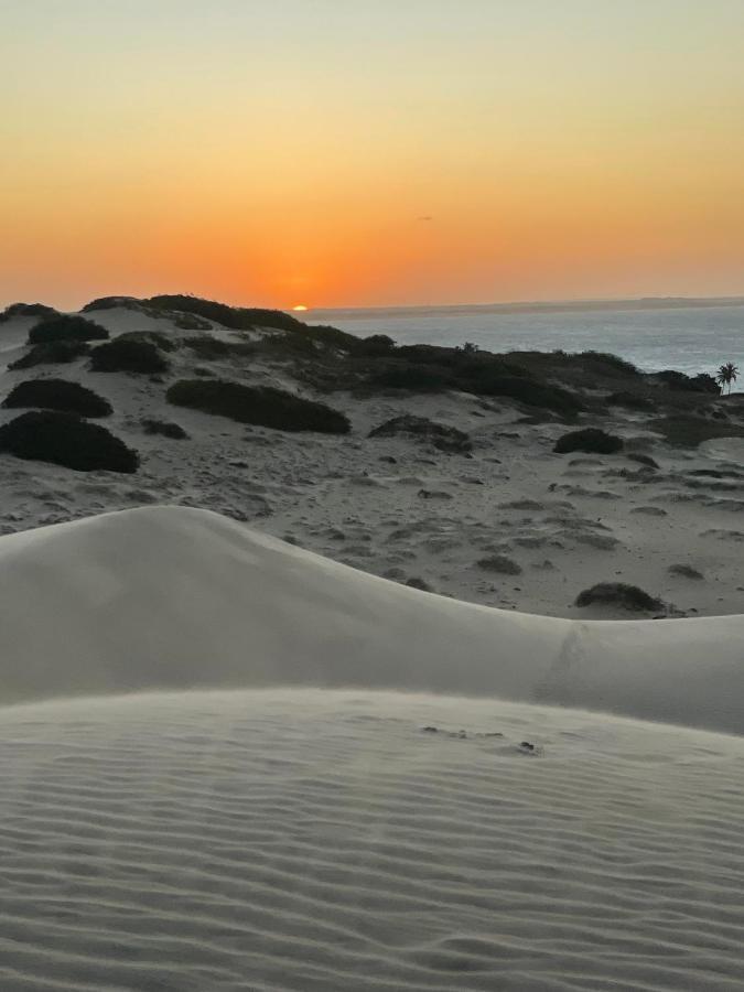 De Olho No Mar A Unica Pousada De Frente Para O Mar Em Paracuru Luaran gambar